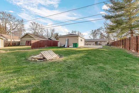 Exterior - 1316 Mccameron Ave, Lockport, IL 60441 photo 8 of 15