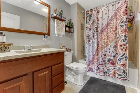 Bath - 1316 Mccameron Ave, Lockport, IL 60441 photo 2 of 2