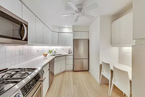 Kitchen - 1333 Maple Ave #3A, Evanston, IL 60201 photo 1 of 4