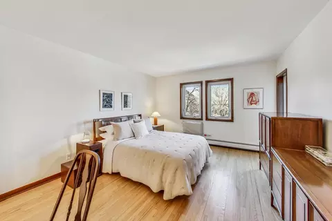 Bedroom - 1333 Maple Ave #3A, Evanston, IL 60201 photo 1 of 5