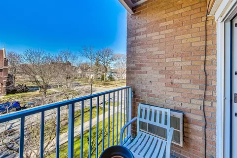Other - 1333 Maple Ave #3A, Evanston, IL 60201 photo 3 of 4
