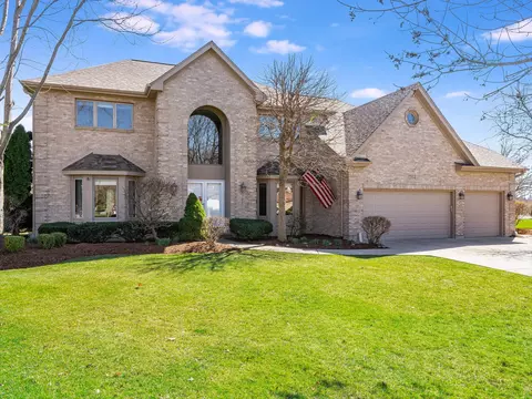 1204 Milford Ct, Naperville, IL 60564
