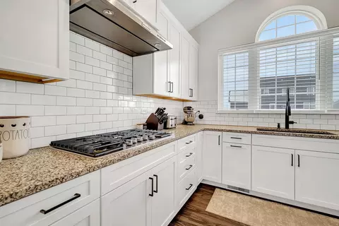 Kitchen - 3624 Harborside Way, Elgin, IL 60124 photo 5 of 7