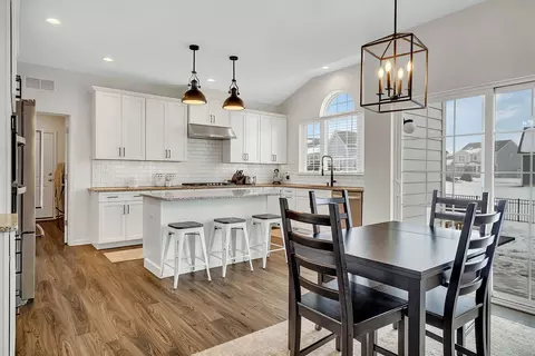 Kitchen - 3624 Harborside Way, Elgin, IL 60124 photo 2 of 7