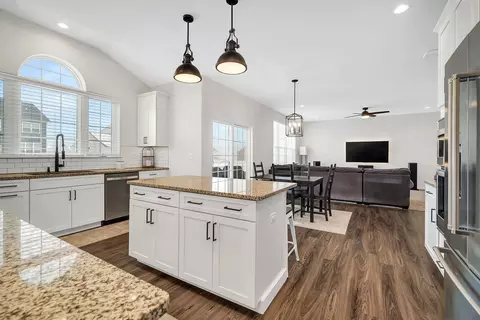 Kitchen - 3624 Harborside Way, Elgin, IL 60124 photo 1 of 7