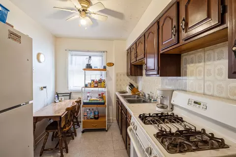 2115 S 24th Ave, Broadview, IL 60155 photo 4