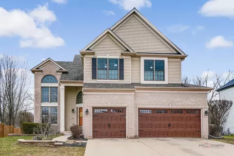 1530 Southridge Trl, Algonquin, IL 60102