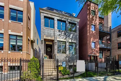 3619 N Hermitage Ave, Chicago, IL 60613