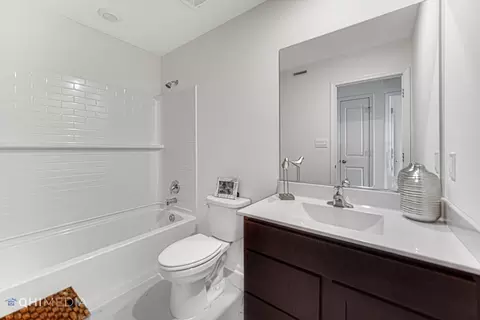 Bath - 8718 Orchid Dr, Saint John, IN 46373 photo 2 of 3