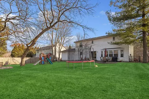 Exterior - 545 Basil Rd, Lake Bluff, IL 60044 photo 2 of 3