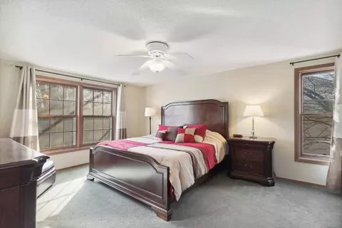 Bedroom - 545 Basil Rd, Lake Bluff, IL 60044 photo 2 of 4