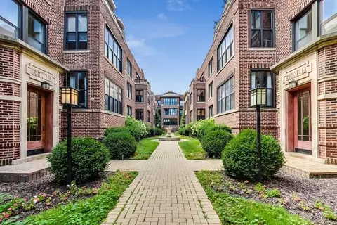741 W Cornelia Ave #N1, Chicago, IL 60657
