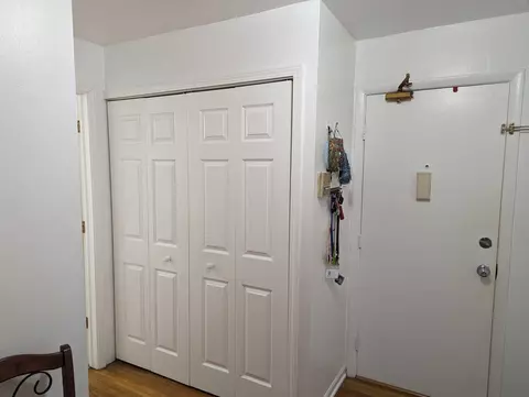 Other - 9518 Dee Rd #1B, Des Plaines, IL 60016 photo 4 of 8