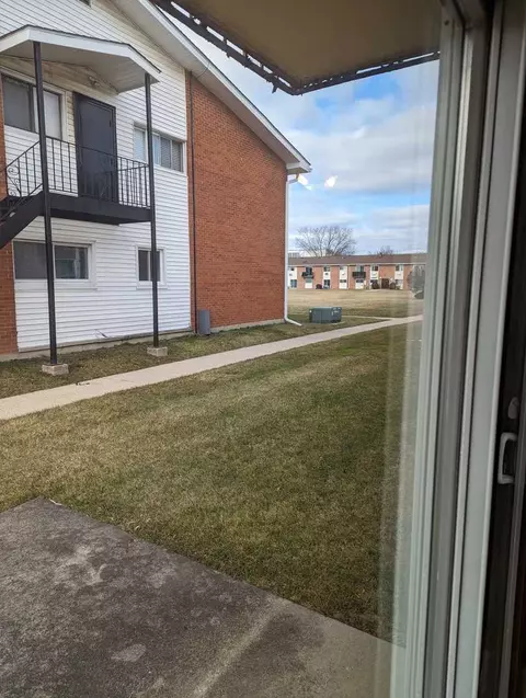 View/Area - 9518 Dee Rd #1B, Des Plaines, IL 60016 photo 1 of 1