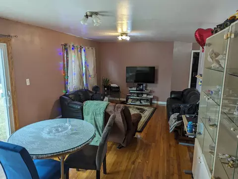 Living - 9518 Dee Rd #1B, Des Plaines, IL 60016 photo 2 of 2