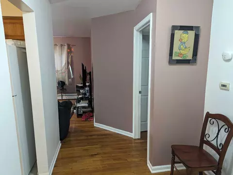 Entry Way - 9518 Dee Rd #1B, Des Plaines, IL 60016 photo 2 of 2