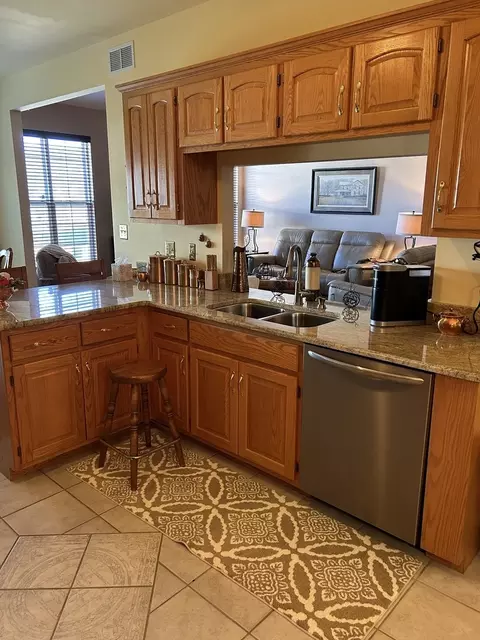 Kitchen - Undisclosed, Mokena, IL 60448 photo 2 of 5