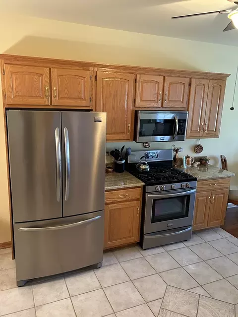 Kitchen - Undisclosed, Mokena, IL 60448 photo 3 of 5
