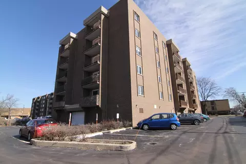 1365 Ashland Ave #602, Des Plaines, IL 60016