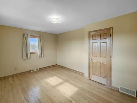 Other - 3320 S Manor Dr, Lansing, IL 60438 photo 6 of 13