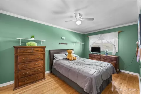 Bedroom - 1049 Foster Ave, Bartlett, IL 60103 photo 6 of 7
