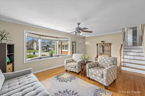Living - 1049 Foster Ave, Bartlett, IL 60103 photo 3 of 3