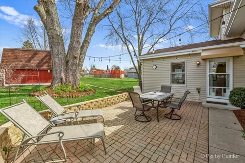Exterior - 1049 Foster Ave, Bartlett, IL 60103 photo 2 of 7
