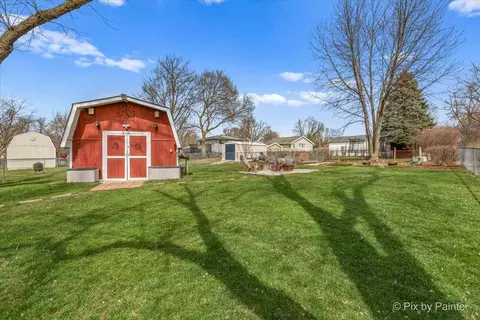 Exterior - 1049 Foster Ave, Bartlett, IL 60103 photo 7 of 7