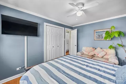 Bedroom - 1049 Foster Ave, Bartlett, IL 60103 photo 5 of 7