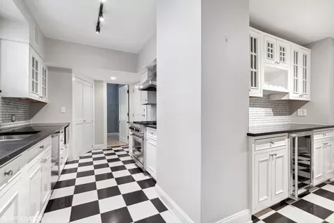 Other - 210 E Pearson St #9AB, Chicago, IL 60611 photo 4 of 8