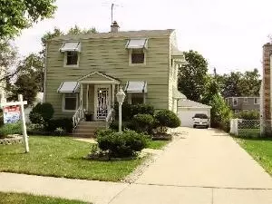 2429 S 14th Ave, Broadview, IL 60155
