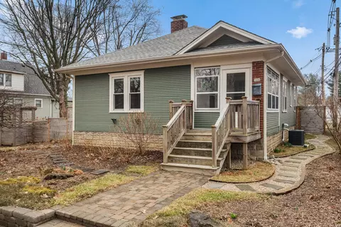 306 N Garfield Ave, Champaign, IL 61821