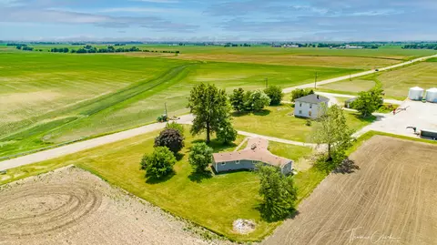 View/Area - 3279 E 29th Rd, Seneca, IL 61360 photo 5 of 5