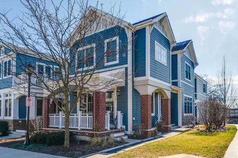131 School St, Libertyville, IL 60048