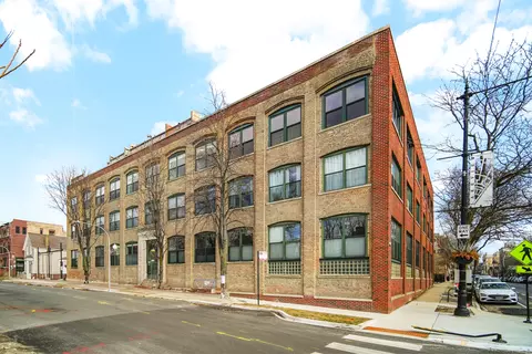 3201 N Ravenswood Ave #303, Chicago, IL 60657