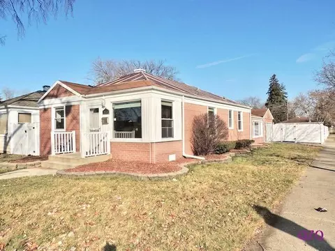 2823 Maple St, Franklin Park, IL 60131