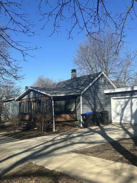 404 E Jackson St, Bloomington, IL 61701 photo 1