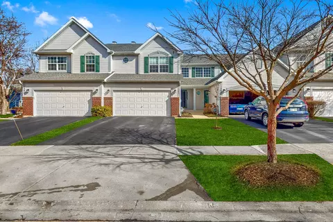 1303 Filly Ln, Bartlett, IL 60103