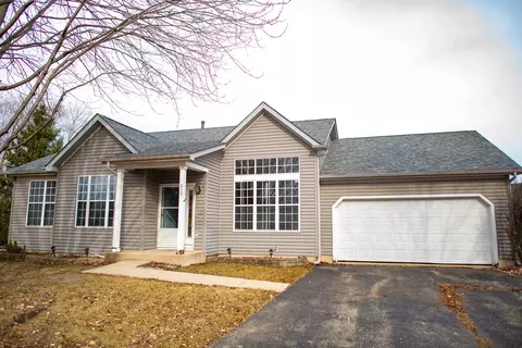 616 Salem Cir, Oswego, IL 60543