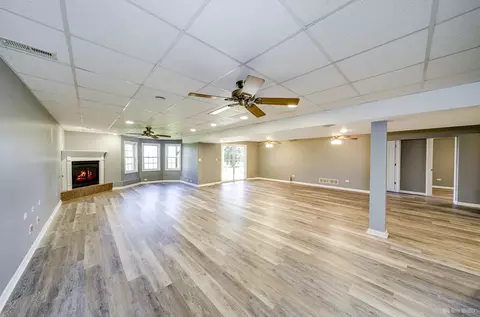 Living - 505 Highlington Ct, Beecher, IL 60401 photo 2 of 6