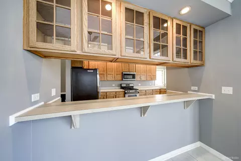 Kitchen - 505 Highlington Ct, Beecher, IL 60401 photo 4 of 6