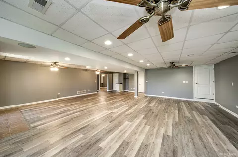 Living - 505 Highlington Ct, Beecher, IL 60401 photo 1 of 6