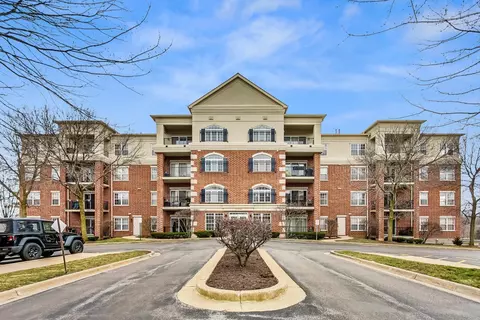 0 S099 Lee Ct #206, Winfield, IL 60190