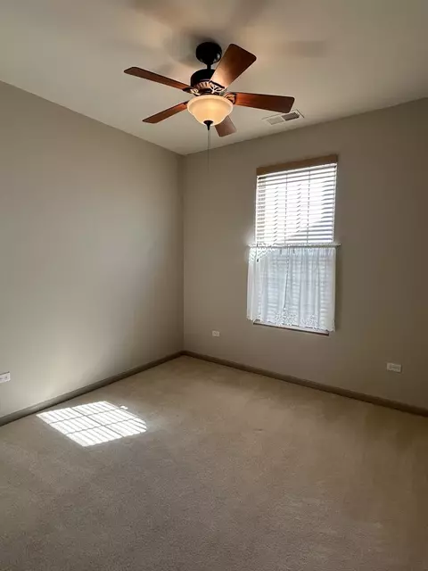 Bedroom - 2515 Rolling Ridge Ln, Elgin, IL 60124 photo 1 of 1