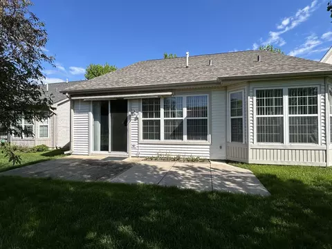 Exterior - 2515 Rolling Ridge Ln, Elgin, IL 60124 photo 2 of 2