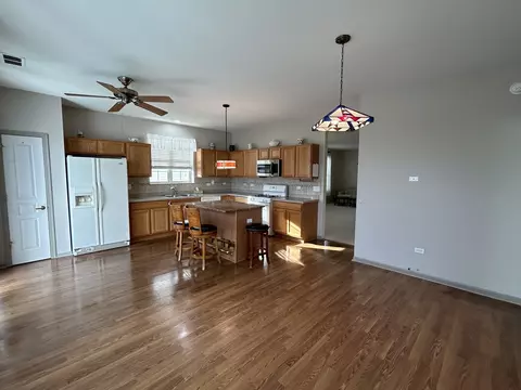 Kitchen - 2515 Rolling Ridge Ln, Elgin, IL 60124 photo 1 of 3