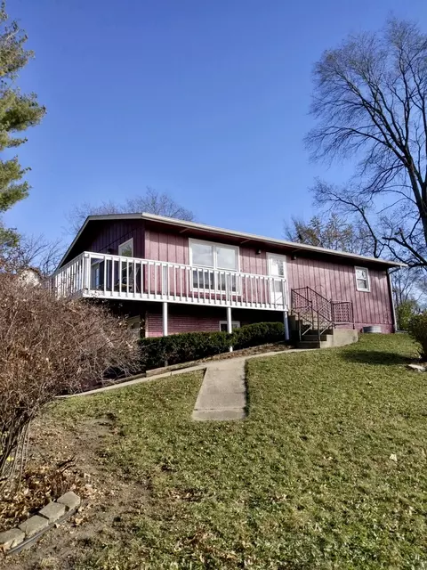 600 E 7th St, Dixon, IL 61021 photo 3