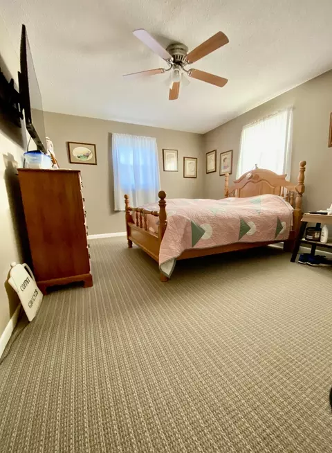 600 E 7th St, Dixon, IL 61021 photo 8