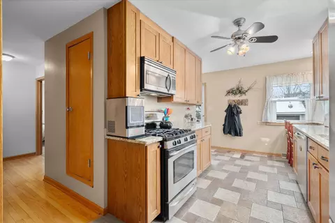 Kitchen - 1104 Van Buren Ave, Des Plaines, IL 60018 photo 1 of 3