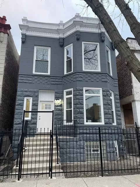 3930 W Fillmore St, Chicago, IL 60624